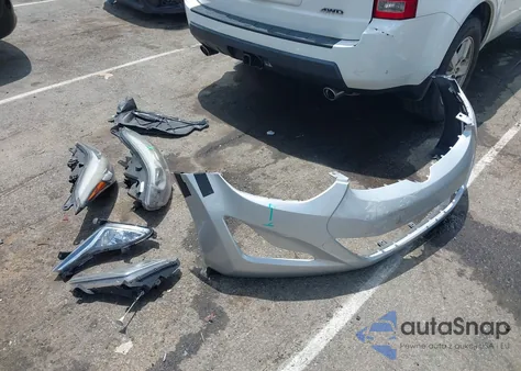 2015 Hyundai Elantra Limited from USA, damaged, VIN KMHDH4AE7FU323115